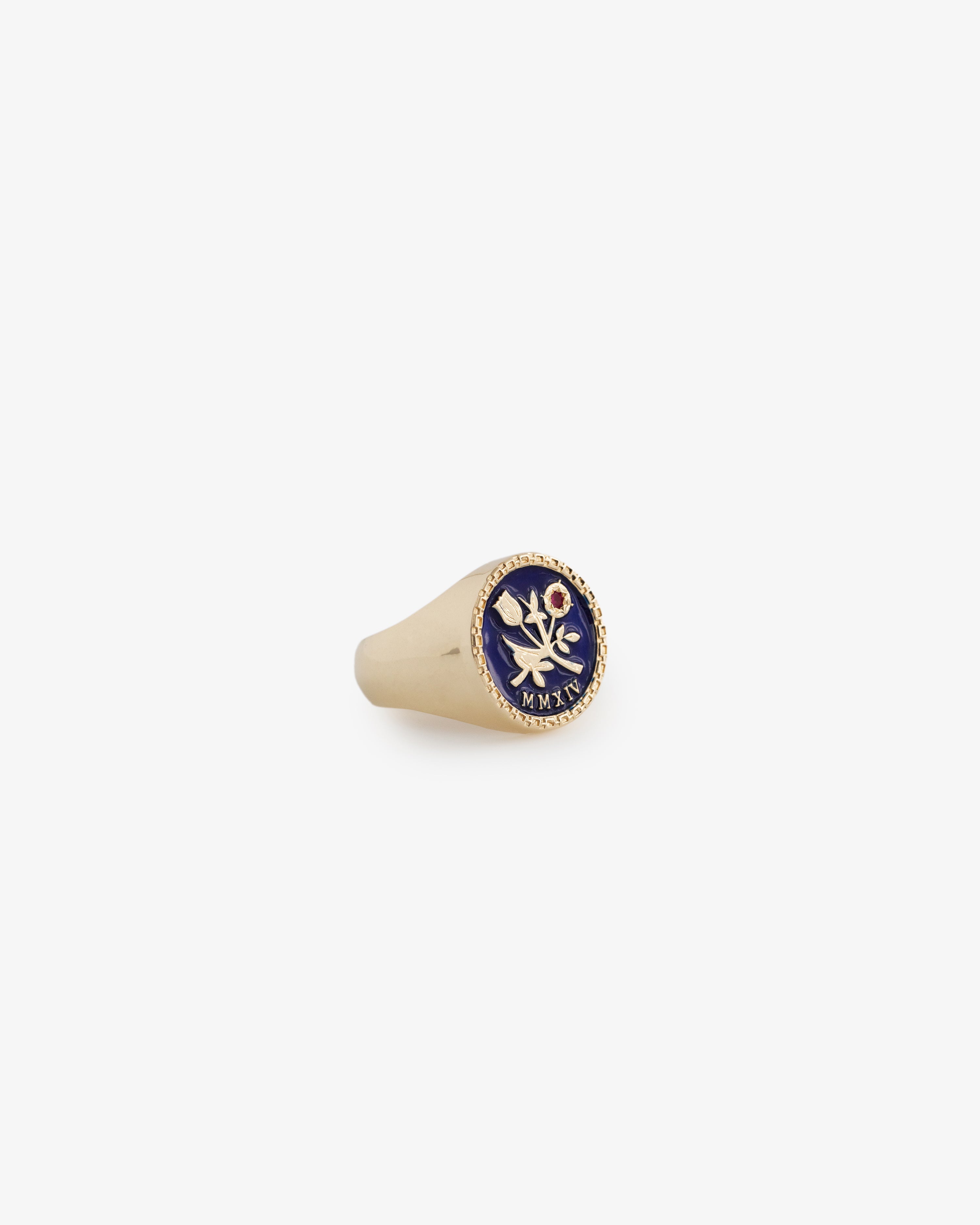 14Kt Queens Crest Ring 2
