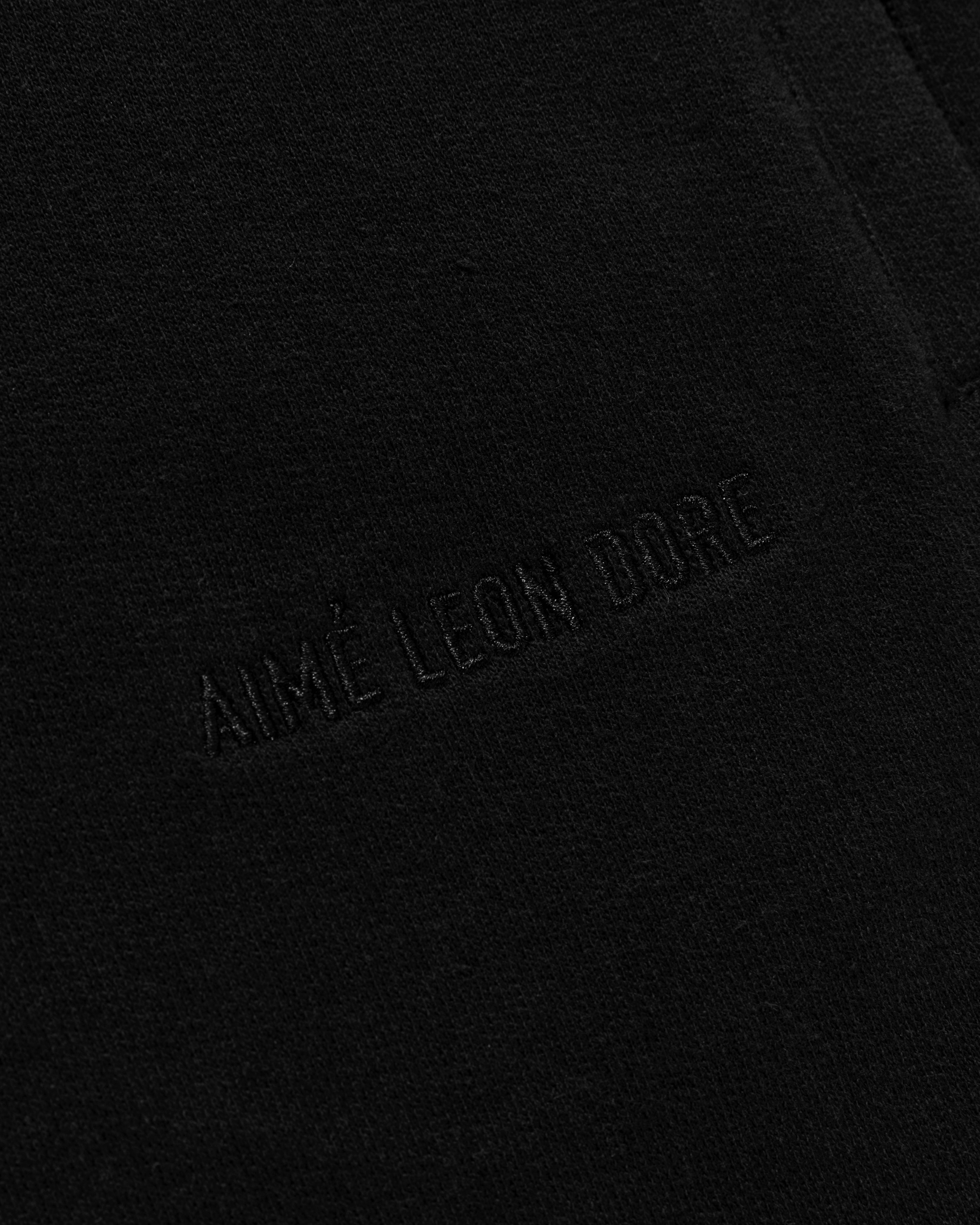 Tonal Logo Sweatshorts 3