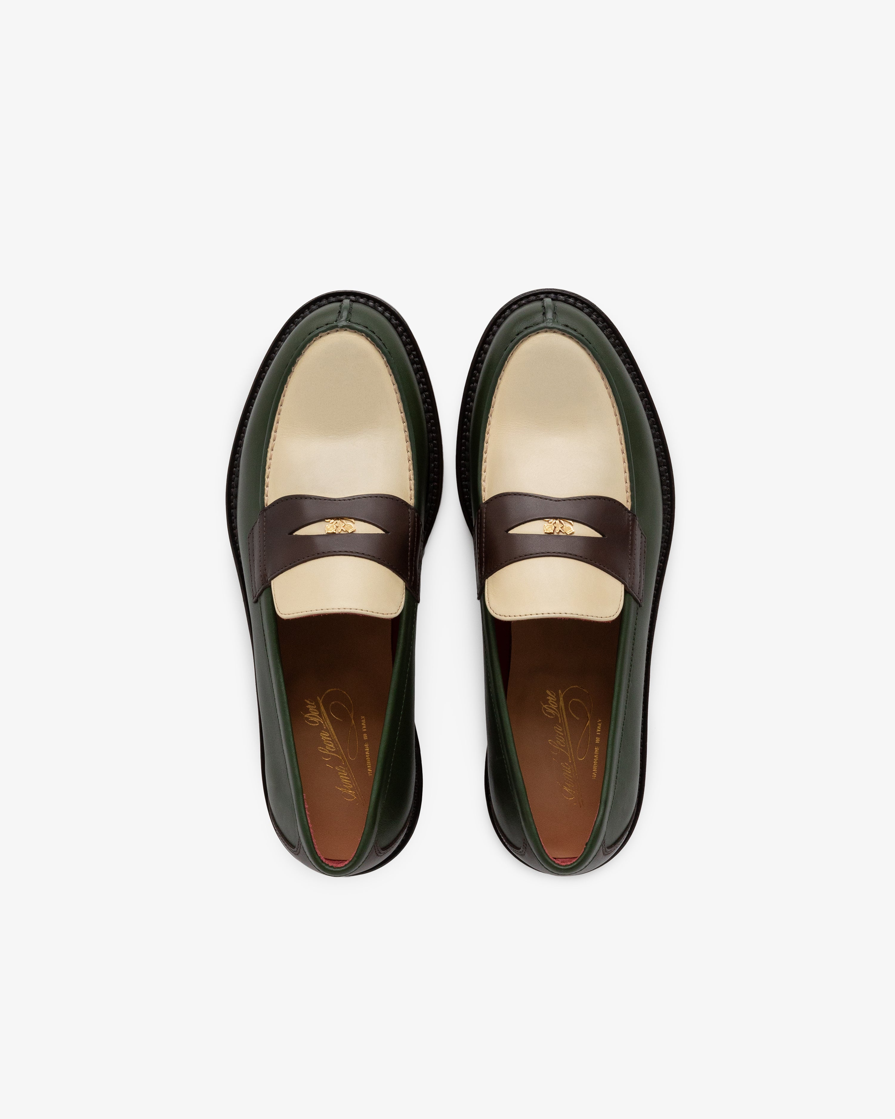 Queens     Crest     Loafer 4