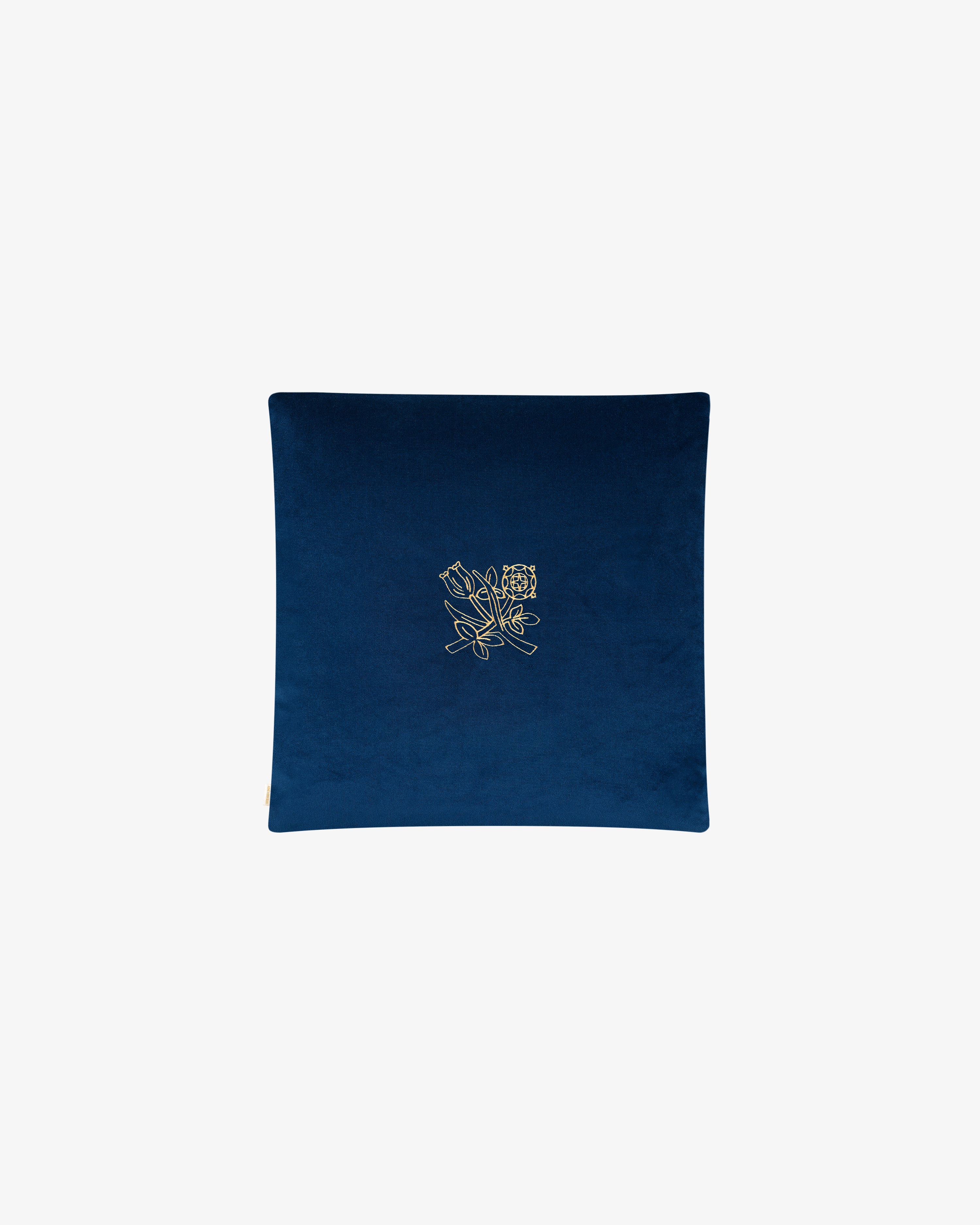 Queens Crest Throw Pillow 2