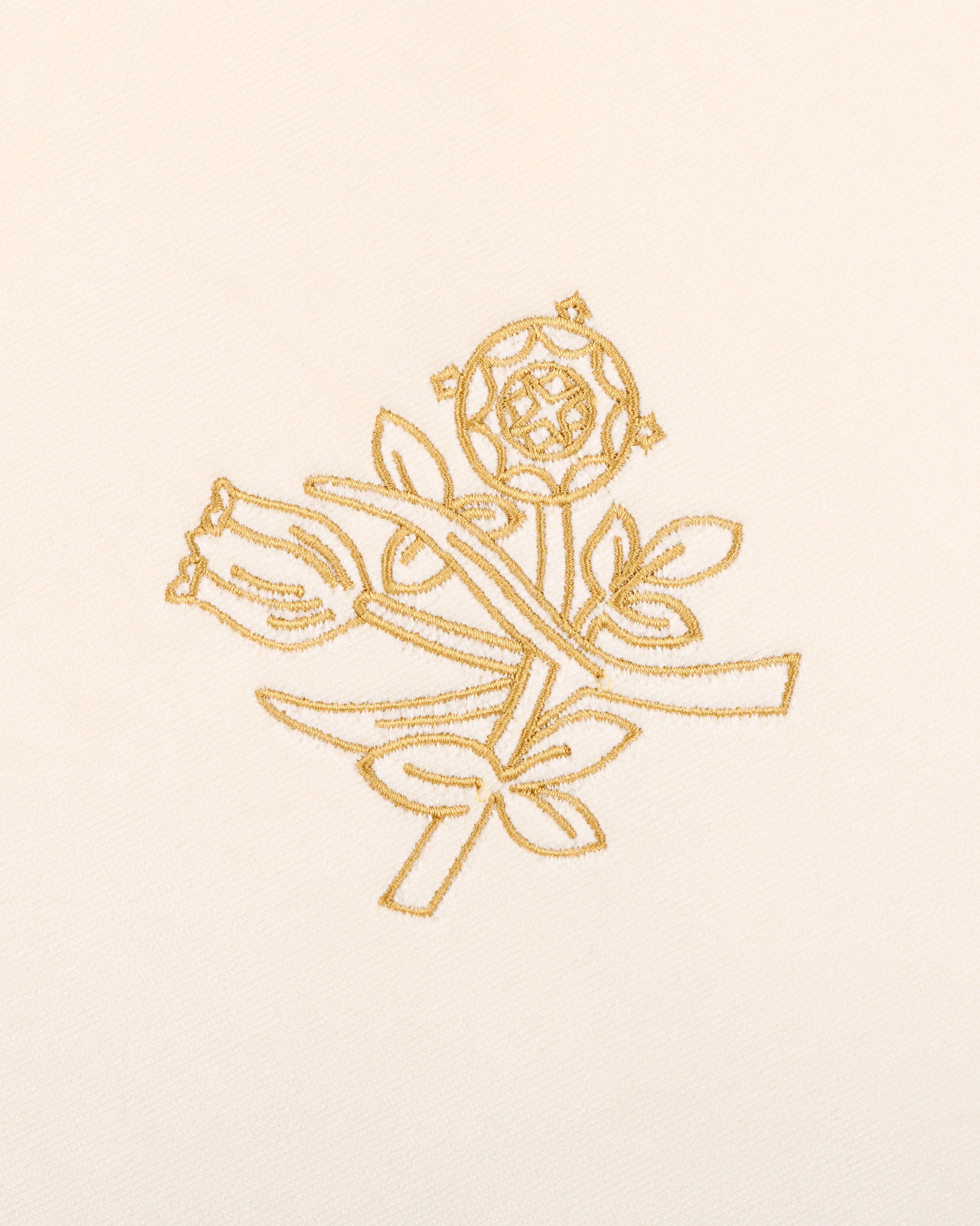 Queens Crest Throw Pillow 3