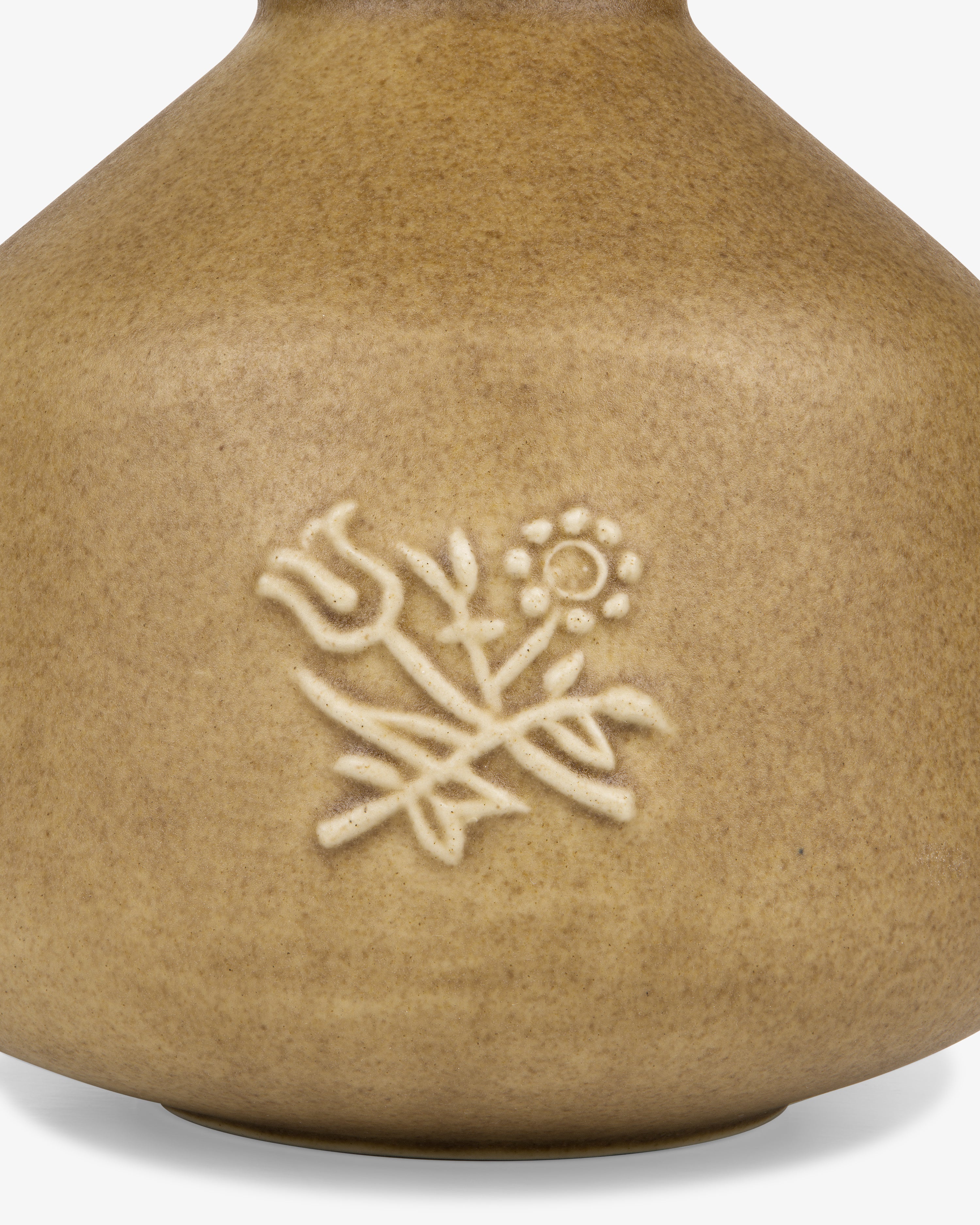 Queens Crest Artisanal Bud Vase 3