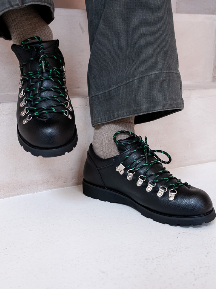 Summit Ridge Black 4