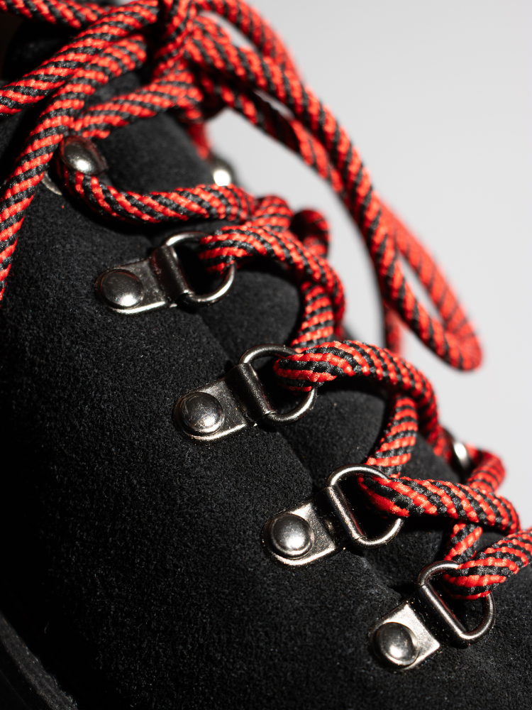 Heritage Derby Noir Suede 4