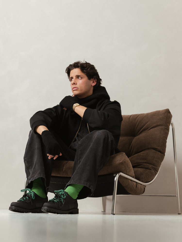 Ridgeworks Low Black 4