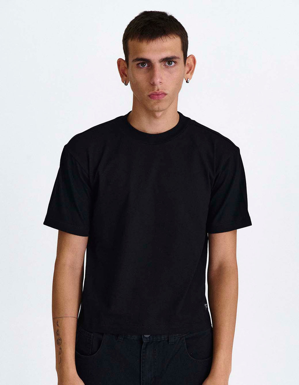 Remera Fuji Pesada Negro